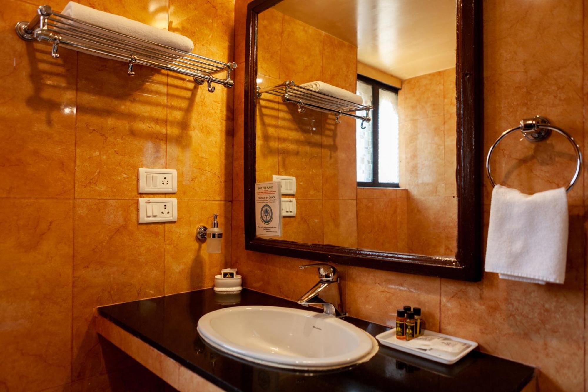 Hotel Olathang Paro Kültér fotó